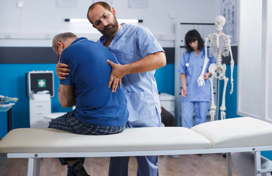 Back Pain Chiropractor in Houston: What to Expect from Treatment