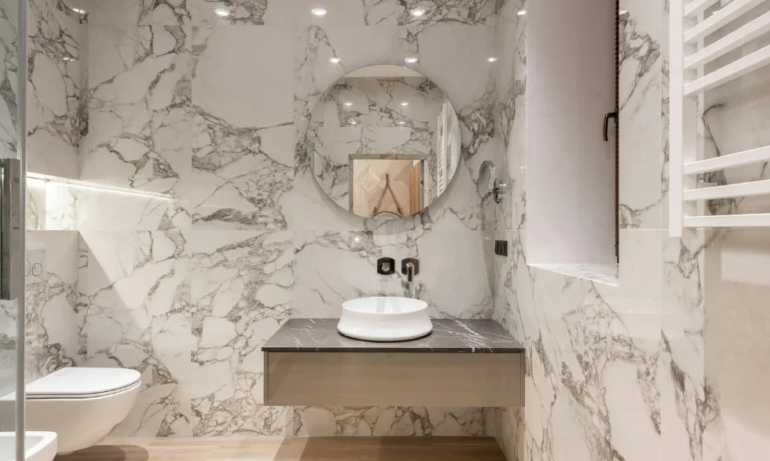 How to Choose the Right Flooring for Your Bathroom Remodel