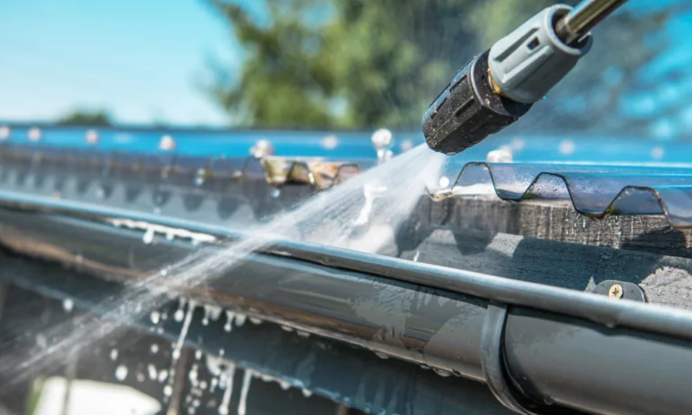 Seasonal Maintenance Tips for Gutter Guards